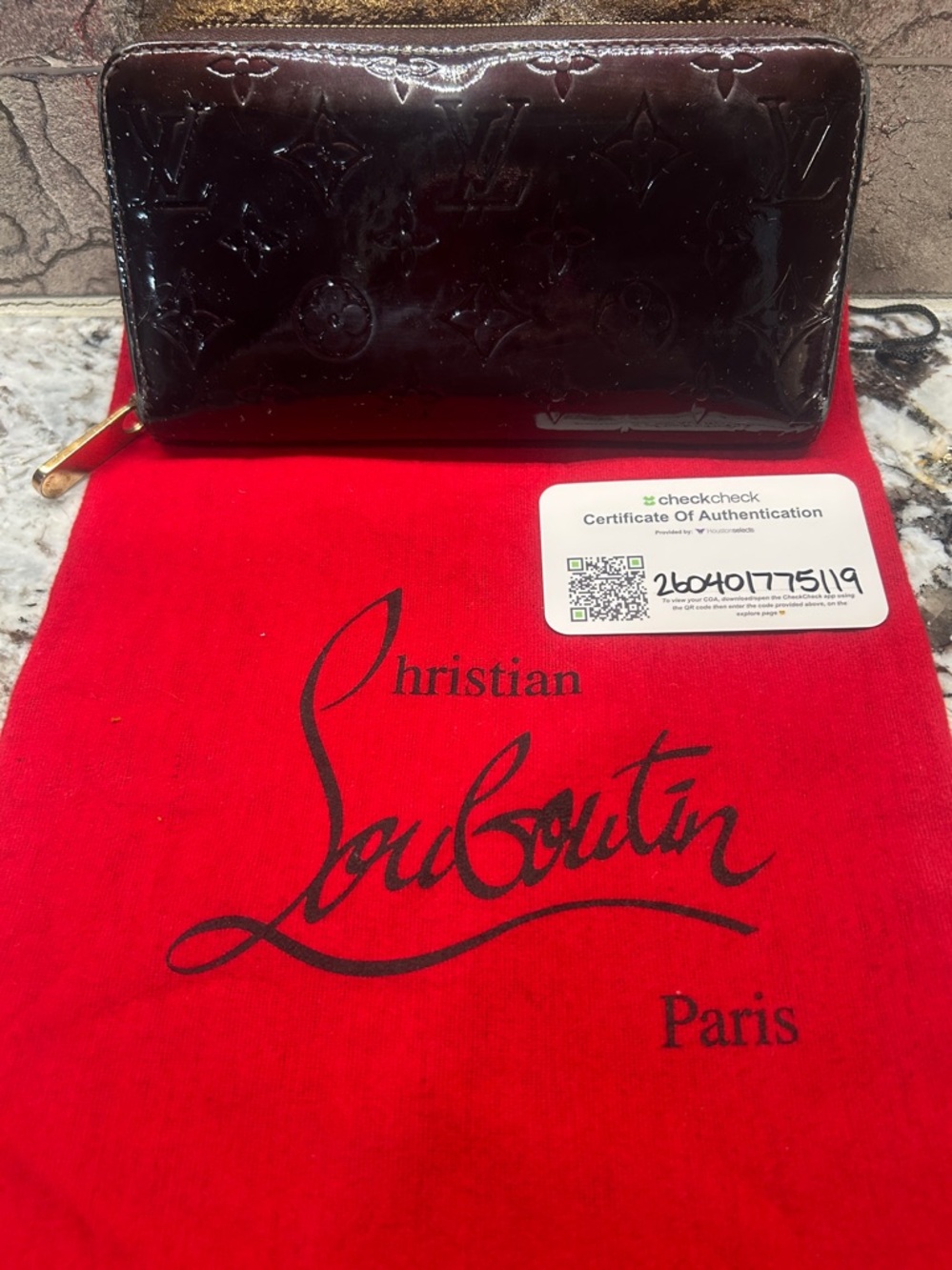 Louis Vuitton Vernis Zip Wallet in Dark Burgundy EUC with dust bag and COA